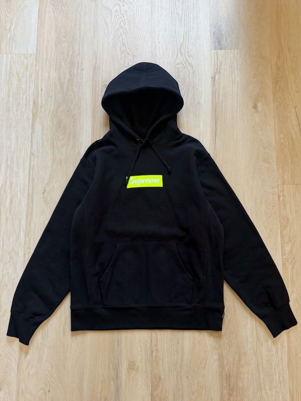 Supreme FW17 Box Logo Hoodie Black Lime Green Neon Size Large - Picture 10 of 10